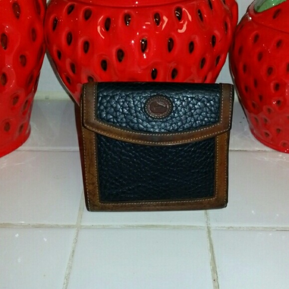 Vintage Dooney & Bourke Large Credit Card wallet