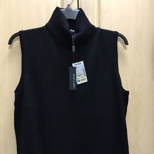 Sleeveless Turtleneck