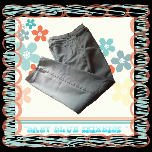 Style &Co Baby Blue Skinnies stretch  6 petite