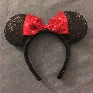 authentic Disneyland Minnie ears