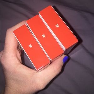 22 lipkit by Kylie Jenner