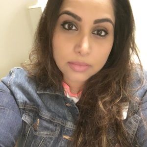 Meet your Posher, Constantina