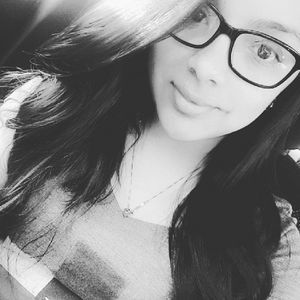 Meet your Posher, Araceli