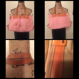 🎉Pink Dooney and Bourke Davis Tassel