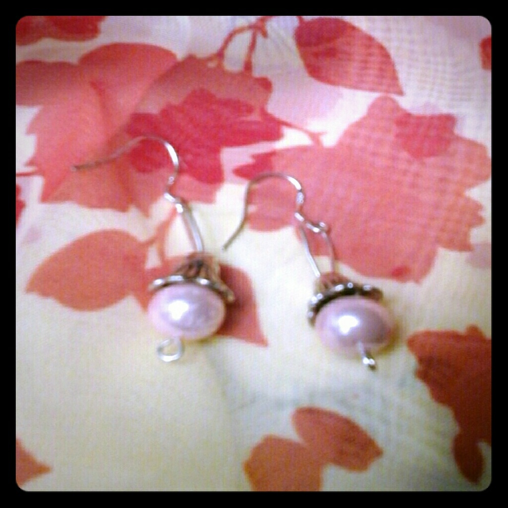 💟Presenting💟Flower Earrings💟$5off💟