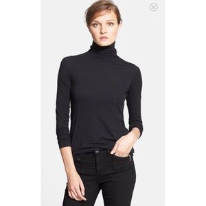 VINCE favorite soft cotton turtleneck