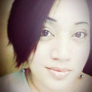 Meet your Posher, Michaelette