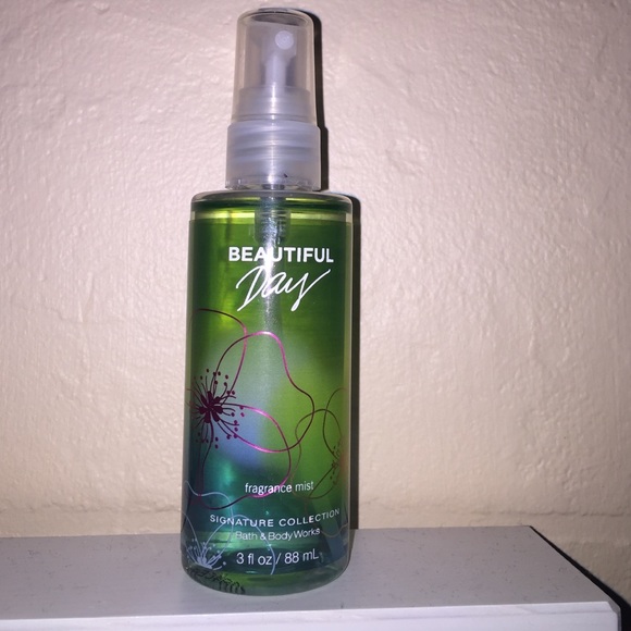 Bath & Body Works - Fragrance Mist - Beautiful Day