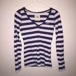 Hollister long sleeved shirt