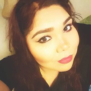 Meet your Posher, Alma