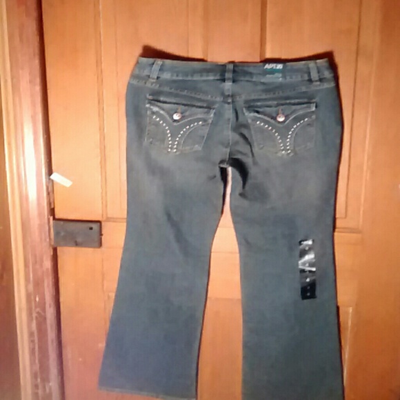 APT 9 Jeans