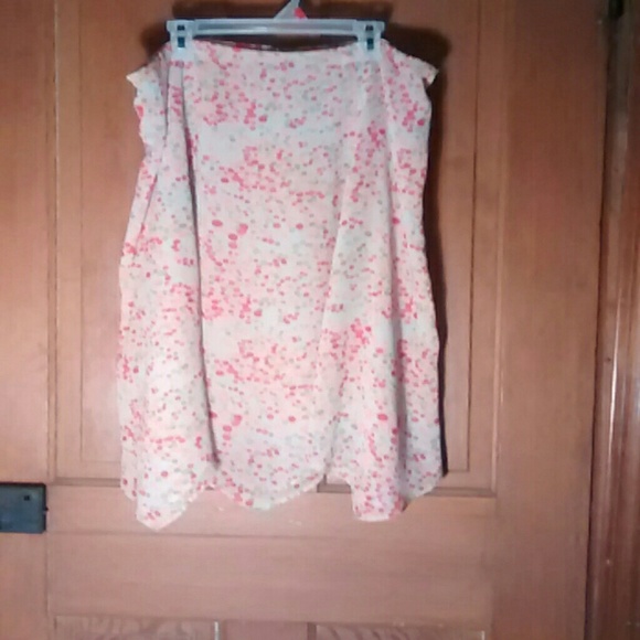 Apostrophe skirt