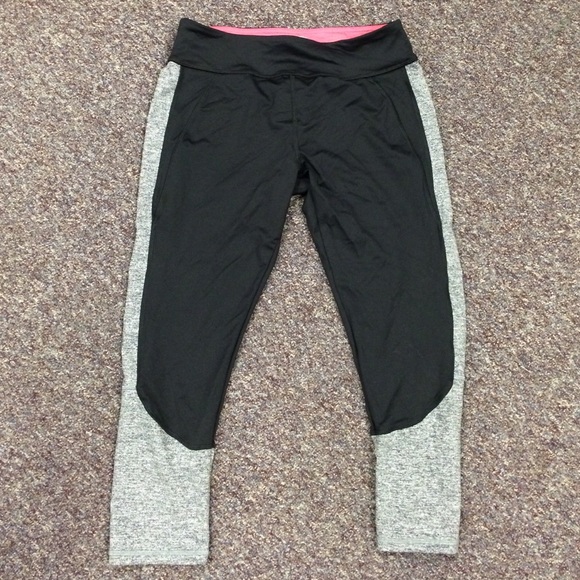 Workout Capri leggings exercise