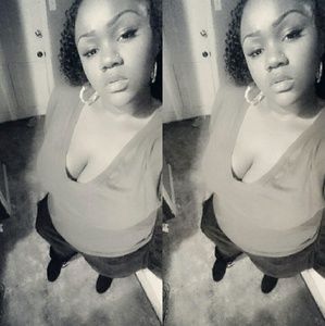 Meet your Posher, Ebonie