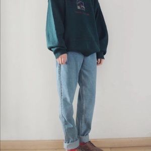 High waisted blue mom jeans High waisted blue mom jeans
