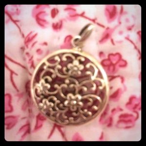 Sterling silver flower filigree necklace pendant
