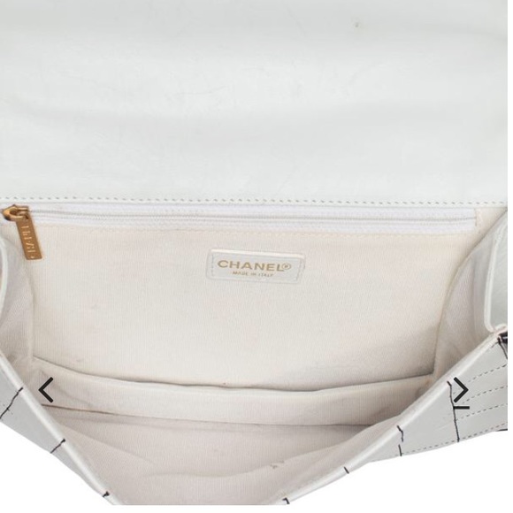 SOLD - CHANEL Chocolate Bar Single Flap - Picture 3 of 4