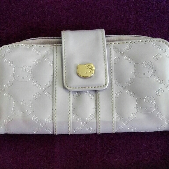 Light purple Hello Kitty wallet