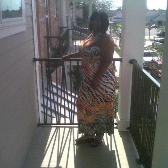 Meet your Posher, Lynette - Picture 1 of 1