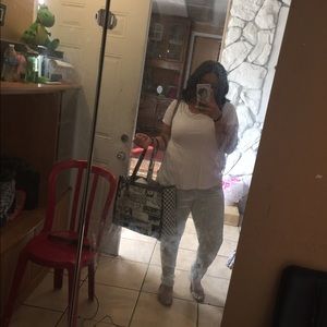 Meet your Posher, Alexia