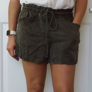 Olive Green Casual Baggy Shorts