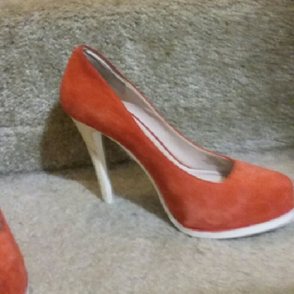 Orange / White Suede BCBG Platforms - Picture 2 of 3