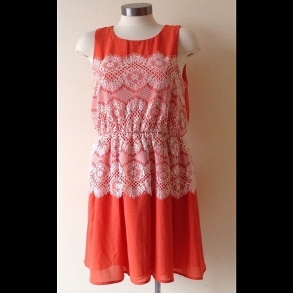 Underskies lace coral dress - Picture 1 of 4