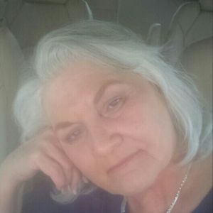 Meet your Posher, Connie