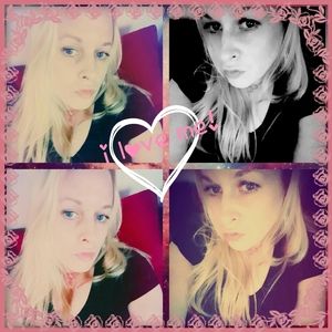 Meet your Posher, Lorie