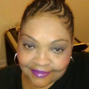 Meet your Posher, Carissa