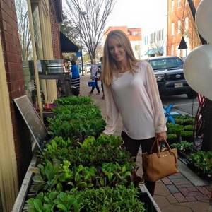 Meet your Posher, Tiffany