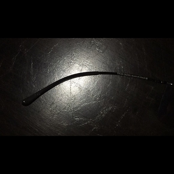 Shades:Chanel - Picture 3 of 4