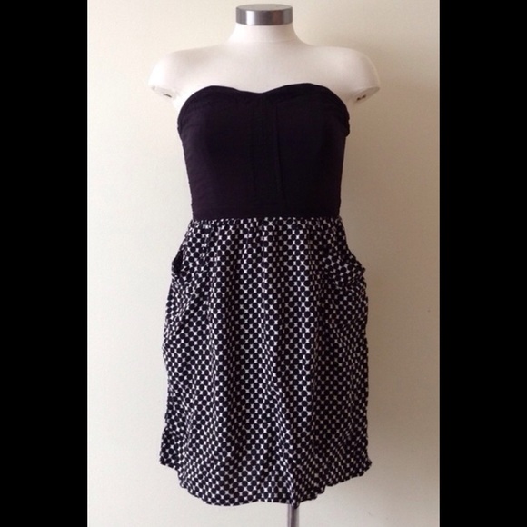 Xhilaration black and white strapless dress.