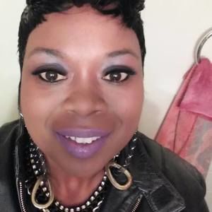 Meet your Posher, Deonne