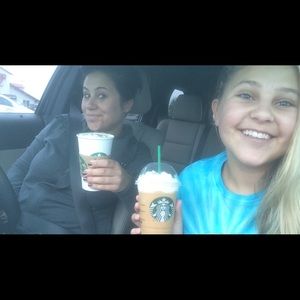 Meet your Posher, Kelly