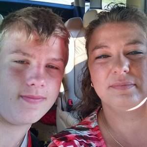 Meet your Posher, Denee