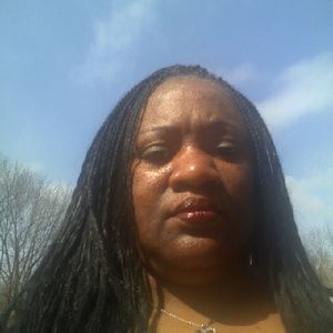 Meet your Posher, Sharon