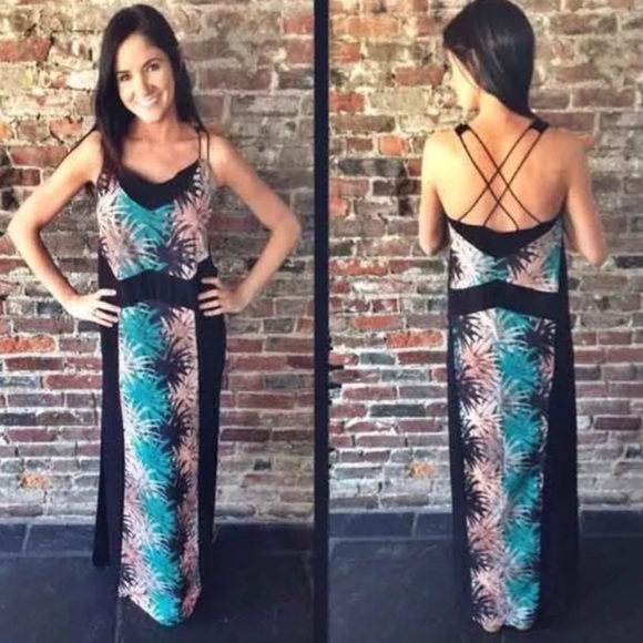 Pink Stitch Dresses & Skirts - 🍹 NWT! Pink Stitch Tropical Maxi Dress - Size 4