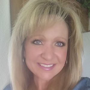 Meet your Posher, Vicky