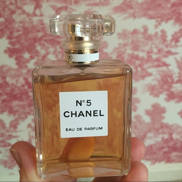 Chanel N5 eau de parfum