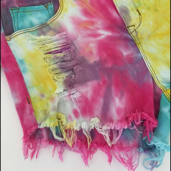 Slash jean shorts - Picture 2 of 3