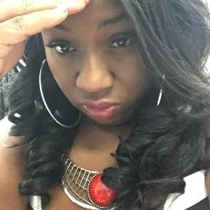 Meet your Posher, Kenisha