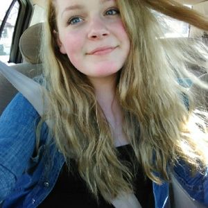 Meet your Posher, Toria