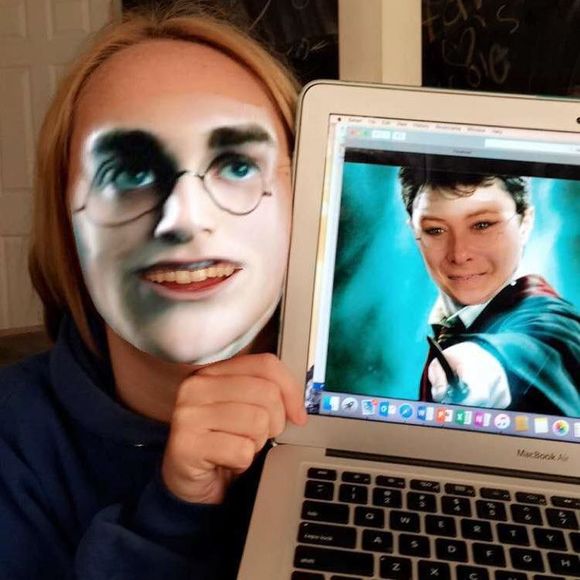 Meet your Posher, Jeannie