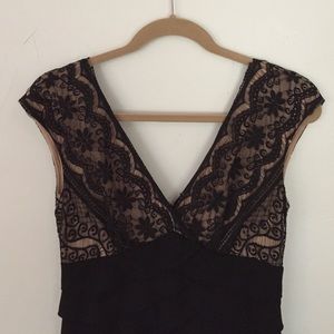 Adrianna Papell  Gown