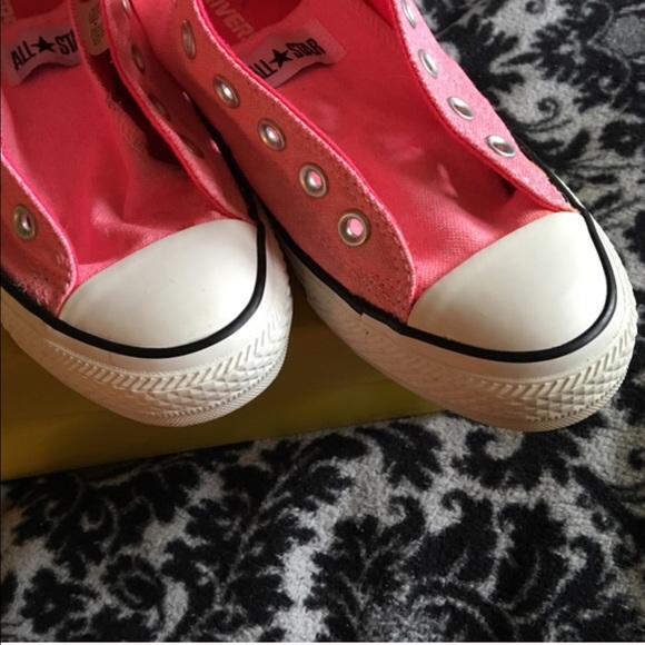 Converse Shoes - Light pink converse