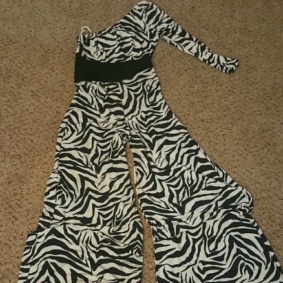 Zebra print, one shoulder jumper.