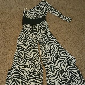 Zebra print, one shoulder jumper.