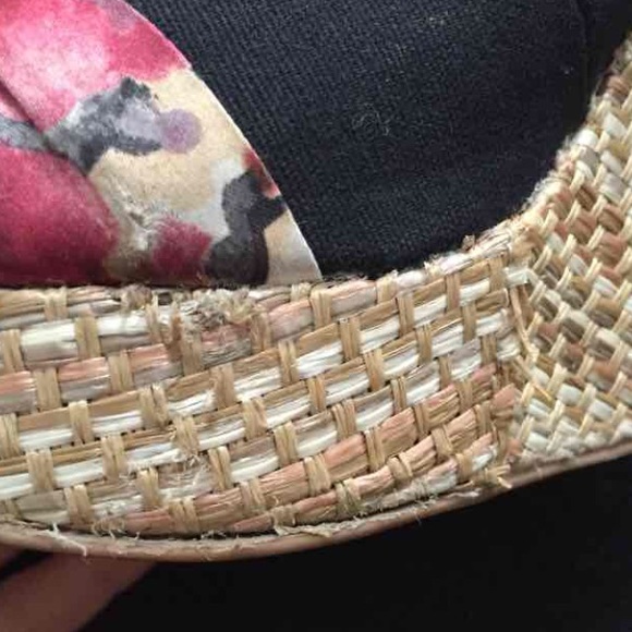 | SOLD | Maurice's Floral Wedges - Picture 2 of 4