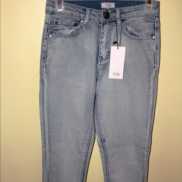 Tobi High Waisted Jeans - Picture 2 of 3